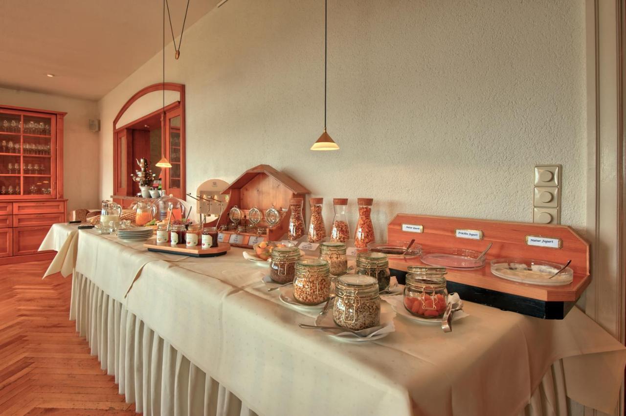 Jufa Hotel Schwarzwald Ленцкирх Экстерьер фото